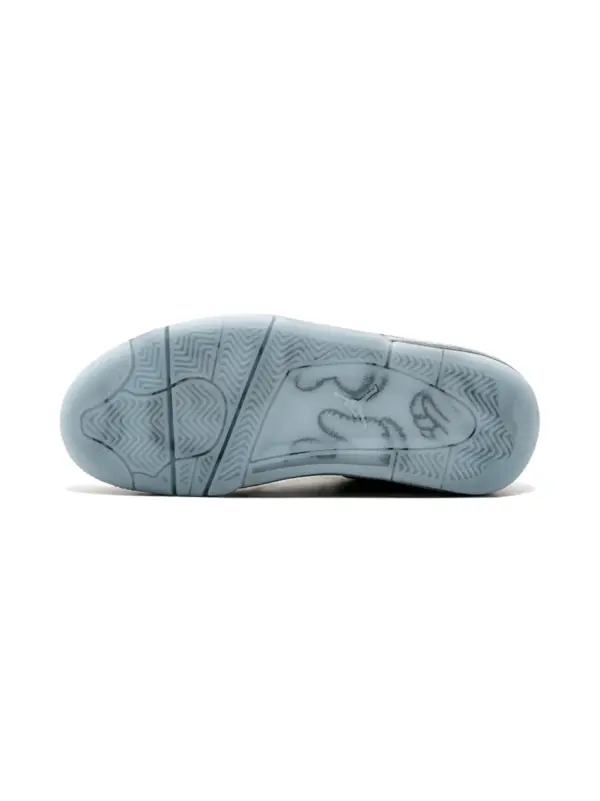 Air Jordan 4 Retro Kaws - imagine 5