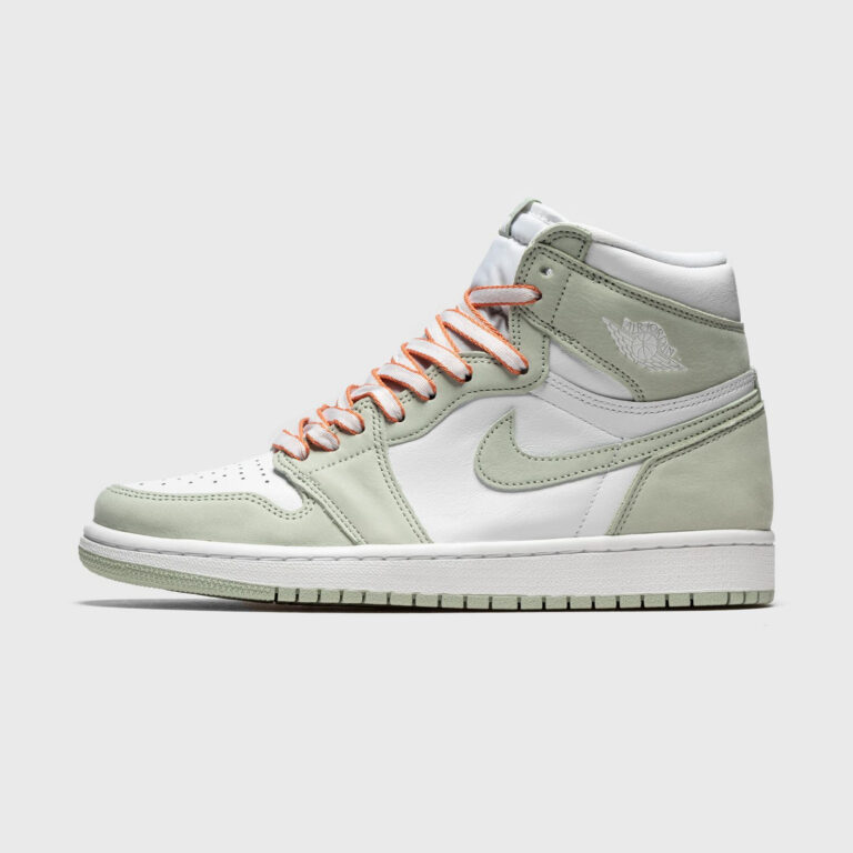 Air Jordan 1 High Seafoam – vedere spre stânga