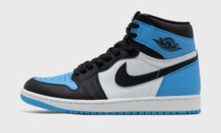 Air Jordan 1 High UNC Toe – vedere spre stânga