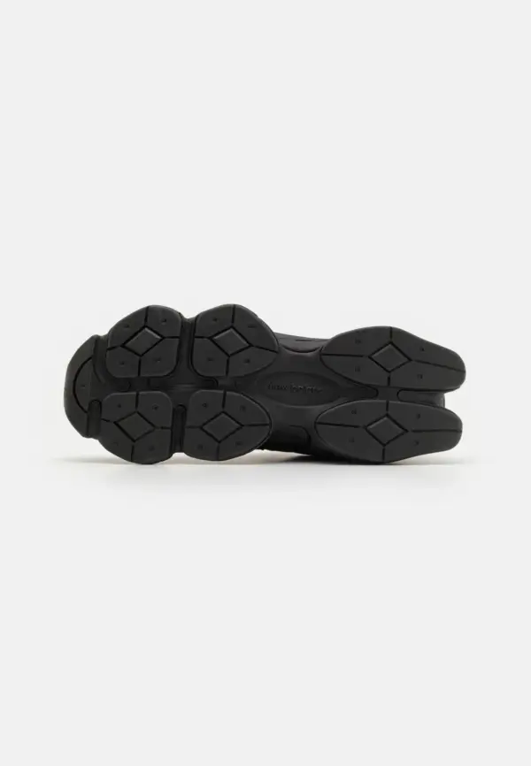 New Balance 9060 Zbo Triple Black Patent - imagine 4