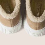 Adidasi de iarna Miu Miu Suede & Shearling Desert Beige - imagine 3
