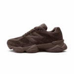 New Balance 9060 ZWD, Chocolate – vedere laterală