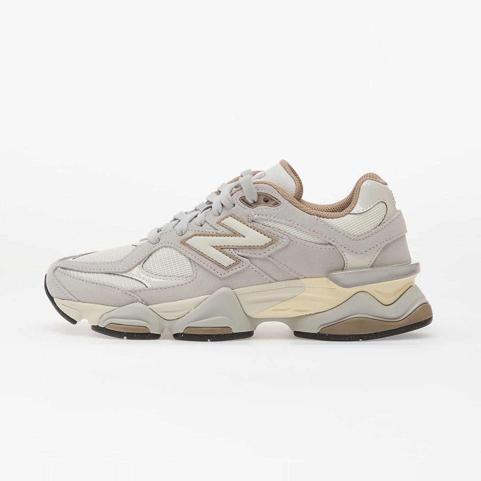 New Balance 9060 Driftwood Sea Salt – vedere laterală