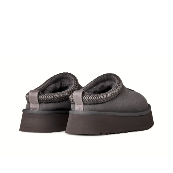 UGG Tazz Slipper Obsidian, vedere din spate