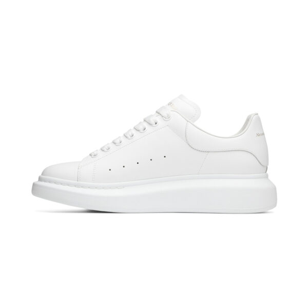 Alexander McQueen Oversized Sneaker White, profil lateral opus