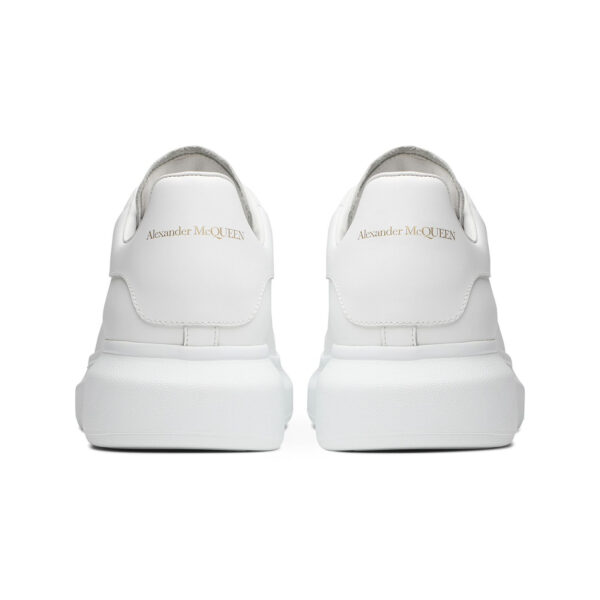 Alexander McQueen Oversized Sneaker White, pereche, vedere din spate