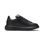 Alexander McQueen Oversized Sneaker Full Black, profil lateral spre dreapta