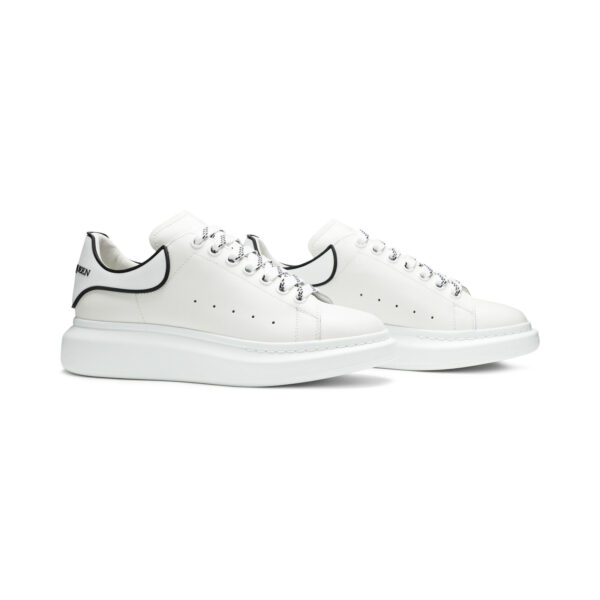 Alexander McQueen Oversized White Lace Up, pereche, vedere din față