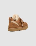 UGG Lowmel Chestunt, vedere din spate
